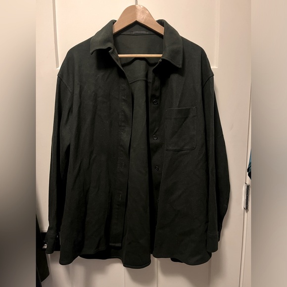 Uniqlo Unisex OVER SHIRT JACKET size Large in Black - Picture 1 of 2